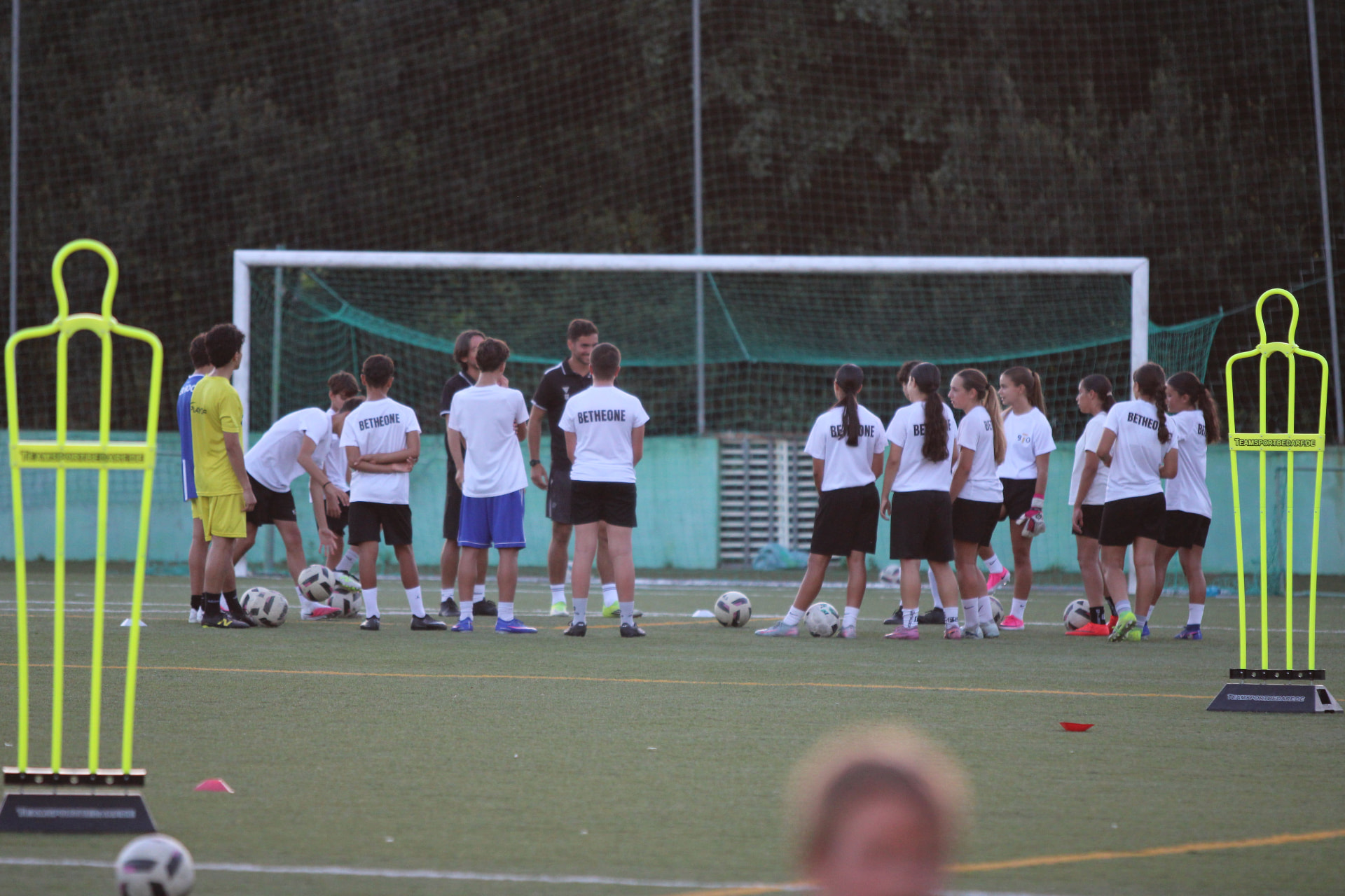 Programa DOMINGO COM BOLA da BeTheOne Academy